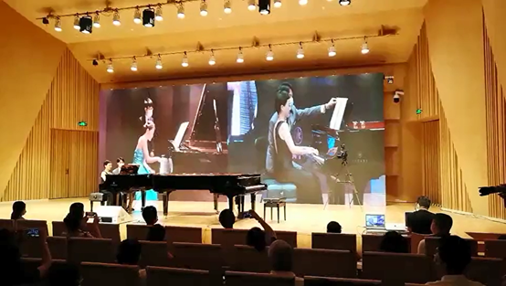 活动报道 | “科技助力，跨越时空”，小鹿纯子携手刘明康共享中日音乐盛宴